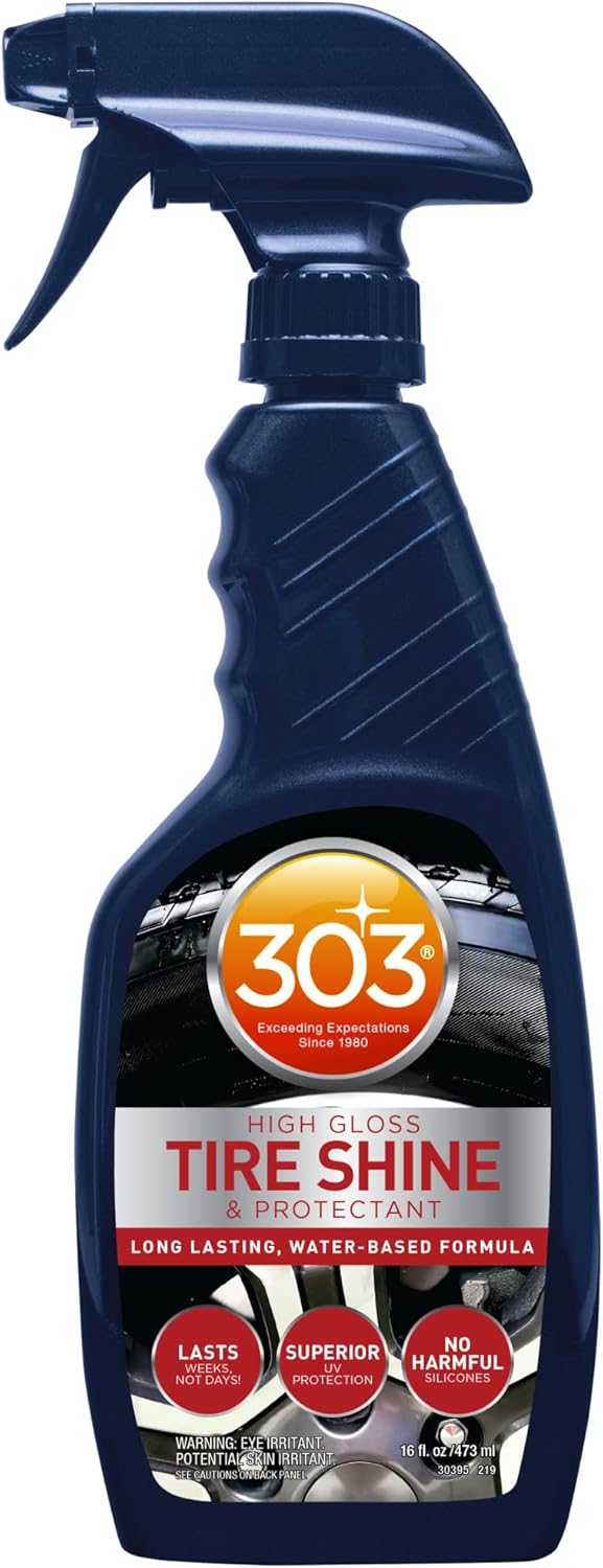 303Products ■303 タイヤシャイン ■容量：16oz (約473ml) 　水性処方、ノンシリコン 　光沢仕上げ 　優れたUVカットで乾燥やひび割れを防止 　簡単！洗車・洗艇（乾拭きせずに）してスプレーして流すだけ 　数週間持続 -- 注意事項・必ずお読みください -- ■こちらの商品はメーカー取り寄せ商品です。メーカーでの長期欠品や生産終了などがあった場合は、ご注文をキャンセルさせて頂く場合がございます。お急ぎの方はご注文の前に在庫・納期の確認をお願いいたします。 ■画像はイメージです。安全性、機能性向上のために予告なく仕様変更される場合がございます。不良品以外の交換、返品はお受けできかねます。ご理解の上お買い求めください。 ■代金引換払いはご利用いただけません。代引でご注文頂いた場合は、キャンセルとさせて頂きますのでご了承ください。 ■北海道、沖縄、離島へは発送出来ませんでのご了承ください。ご注文の場合はキャンセルとさせて頂きます。 ■ご注文後お客様都合によるキャンセルは出来かねます。ご了承ください。