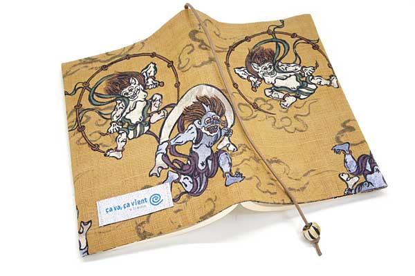 ブックカバー 臍狩りの神 布製 和柄 文庫本サイズ