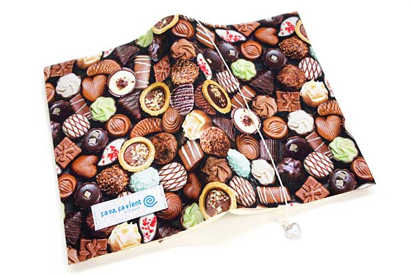 ブックカバー チョコレート アソート 布製 ポップ 文庫本サイズ