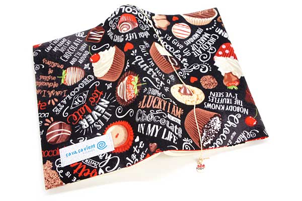 ブックカバー デコカップケーキ 布製 ポップ 文庫本サイズ