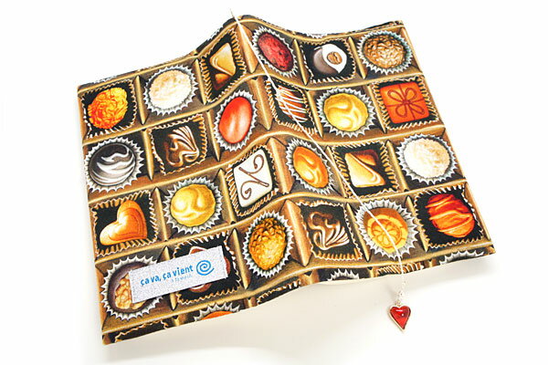 ブックカバー 夢の詰め合わせ 布製 ポップ 文庫本サイズ