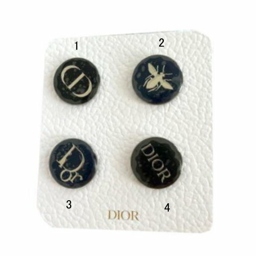 DIOR　ディオール　ピンバッジ　ロゴ　蜂beeビー　dior-gift-pin-2 　化粧コスメビューティdior-gift-pin-2【新品/未使用/正規品】【売れ筋】2022限定ノベルティ非売品