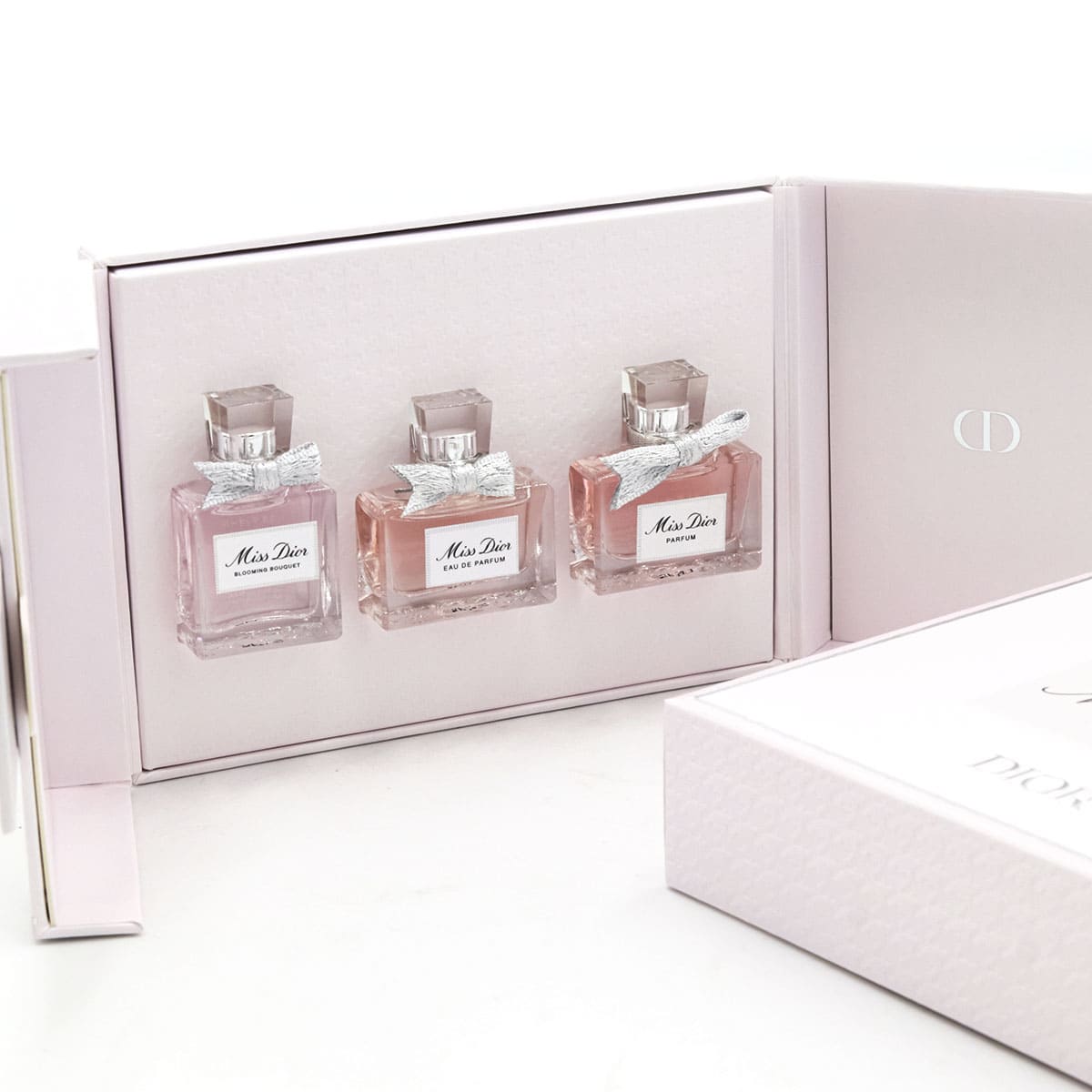 Dior ミス ディオール Miss Dior フレグランス ミニチュア 3種類 ワードローブセッ...