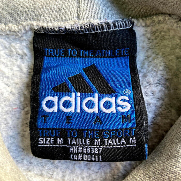 古着 USA製 90年代 adidas team アディダス ワンポイントロゴ刺繍 スウェットパーカー メンズL相当【古着】【中古】【FS2207】【SS2209】