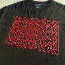 ■ビッグサイズ Champion チャンピオン フロント ロゴプリント Tシャツ メンズ2XL 古着 ブラック 黒色 大きいサイズ【Tシャツ】 【ブランド】Champion チャンピオン 【サイズ】表記 2XL ※計測値をご確認ください。 着丈…76.5 身幅…59 肩幅…57.5 袖丈…21 【生産国】ホンジュラス製 【素材】表記 2XL 【状態】裾少々糸ほつれなど使用感ございますが、目立った汚れや大きなダメージ等はなくまだまだ愛用していただけます。画像にてご確認ください。 【c230518016】 ※古着は洗濯、検品などのケアを行っております。（新品・デッドストックは洗濯していません。） ※モニターの発色により実物と異なる場合がございます。予めご了承ください。 ※ 海外直輸入USED品になります。cave古着屋では、ヴィンテージ商品や、今後も長く愛される未来のヴィンテージであるグッドレギュラーを中心に、メンズ・レディース・キッズ問わず、幅広い古着を取り扱っています。商品は全て洗濯をしてから出品しています。