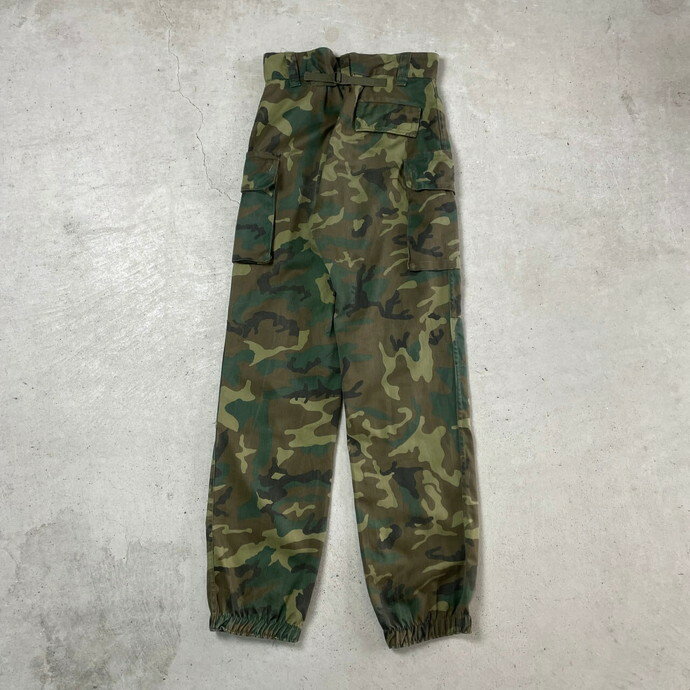 民間品 ミリタリーカーゴパンツ カスタム ウッドランドカモ メンズW31 古着【中古】【SS2506】