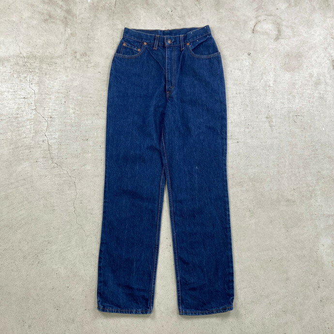 80年代 USA製 Levi's リーバイス 26505-0214 テーパード デニムパンツ メンズ レディースW29 古着【中古】