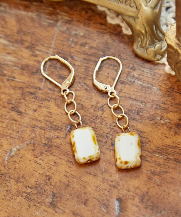 欧州航路公式店 [チェコスクエアルピアス] ヨーロッパ雑貨　ファッション 北欧 アクセサリー ピアス LJCZ3205