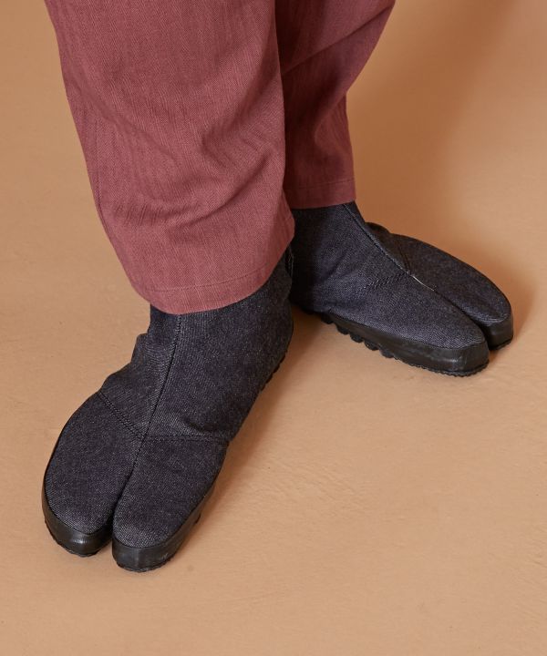 倭物やカヤ公式店 [デニムみいと織地下足袋（ソール黒）] 和柄 和モダン 和服 レトロ モダン 和服 和 洋服 昭和レトロ ファッション雑貨 はきもの 7TSP4102