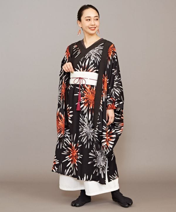 倭物やカヤ公式店 [【UVカット加工】宵花火羽織] 和柄 和モダン 和服 レトロ モダ...