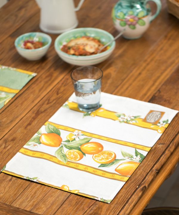 【10%OFFクーポン 11.20 20:00〜11.27 1:59】欧州航路公式店 [プロバンスレモンプレイスマット] ヨーロ..