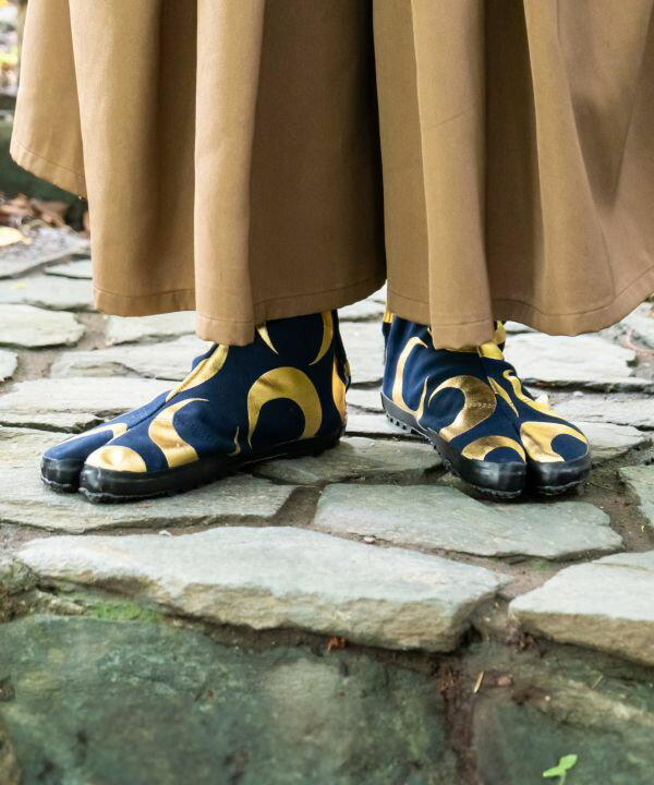 【10%OFFクーポン 11.20 20:00〜11.27 1:59】倭物やカヤ公式店 [金の月夜足袋] 和柄 和モダン 和服 レ..