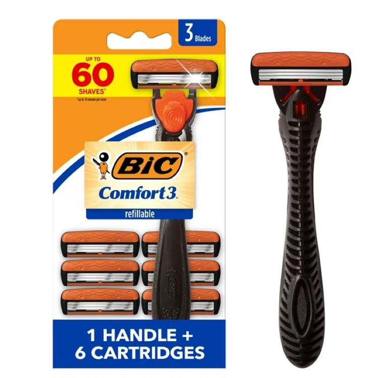 ビック コンフォート3 メンズ替刃式カミソリ 3枚刃 本体1本 替刃6個 BIC Comfort 3 Refillable 3 Blade Razor for Men, 1 Handle and 6 Cartridges 【お取り寄せ商品】