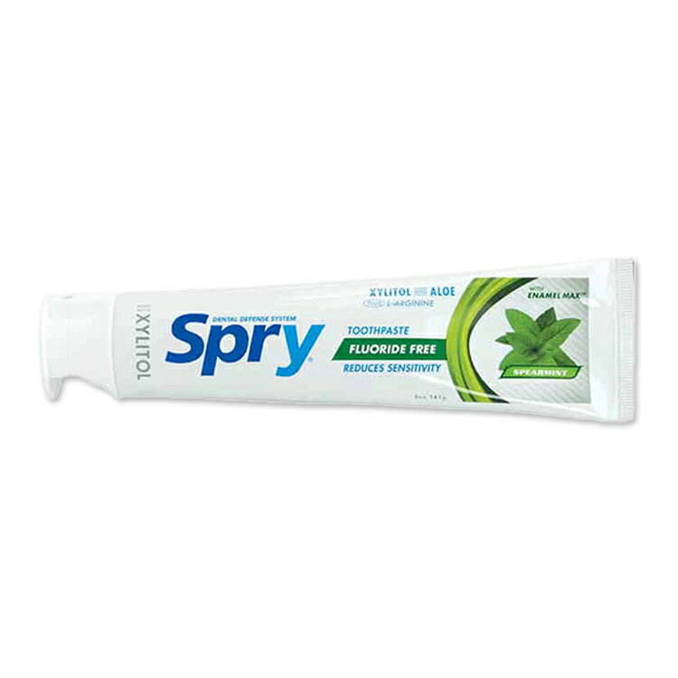 キシリア スプライ 歯磨き粉 キシリトール配合 フッ素不使用 スペアミント 141g (5oz) Xlear Spry Spearmint Xylitol Toothpaste Fluoride-Free フッ素フリー【お取り寄せ商品】【合わせて買いたい】