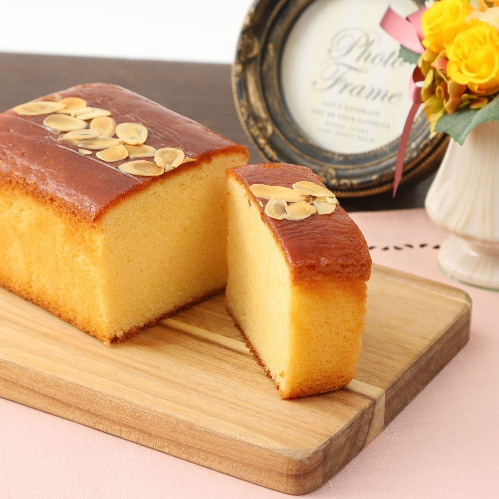 G線コンフェクト 神戸ハンドメイド バターケーキ (小) アーモンド味 洋菓子 焼き菓子 神戸 スイーツ 職場 彼女 子供 贈答品 おしゃれ 高級 御祝 内祝 御礼 人気 通販 賞味期限 美味しい 母の日 ギフト プレゼント 人気 ランキング おすすめ ホワイトデーお返し 父の日