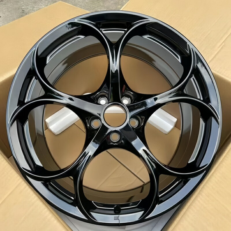 樂天商城 - アルファロメオ ジュリア 19 インチ ガンメタ ホイール 4 本セット 19x8J 鍛造 軽量 グロスブラック カスタムホイール