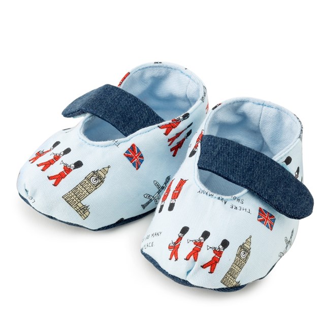 ベビーシューズ てくてくロンドン行進曲 ライトブルー ファーストシューズ ルームシューズ ベビー靴 赤..