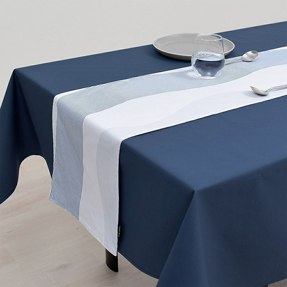 テーブルランナー・テーブルセンター (30cm×130cm) リバーシブルタイプ 綿100% ウォーターフロー ブルー マリン 北欧 洗濯 織物 食卓 ギフト クロス キッチン マット おしゃれ ランナー テーブルウェア テーブル小物