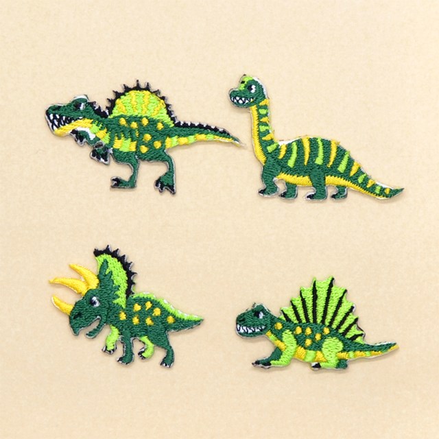 ワッペン 中生代の人気恐竜セット (4個セット) 子供用 ワッペン アイロン アップリケ 幼児 子供 かわいい おしゃれ