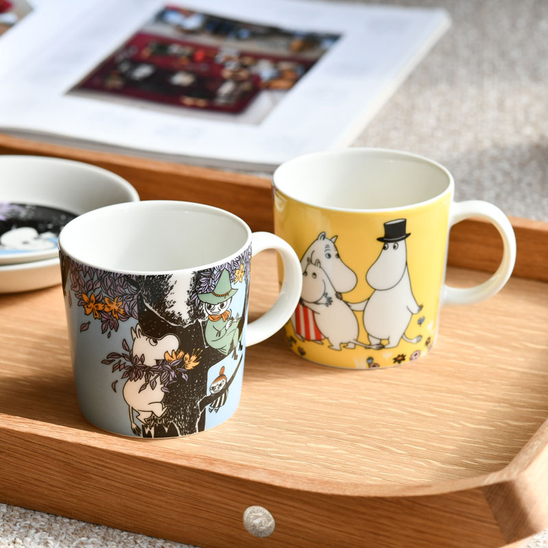 アラビア ムーミン マグカップ 300ml クラシック フレンズフォーエバー ファミリータイム ARABIA MOOMIN 80周年 ブルー イエロー かわいい おしゃれのサムネイル