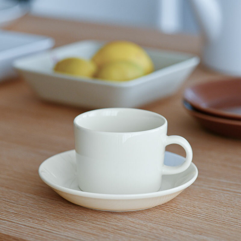 イッタラ カップ＆ソーサー 220ml ティーマ ホワイト iittala Teema プレート 15cm シンプル 無地 おしゃれのサムネイル