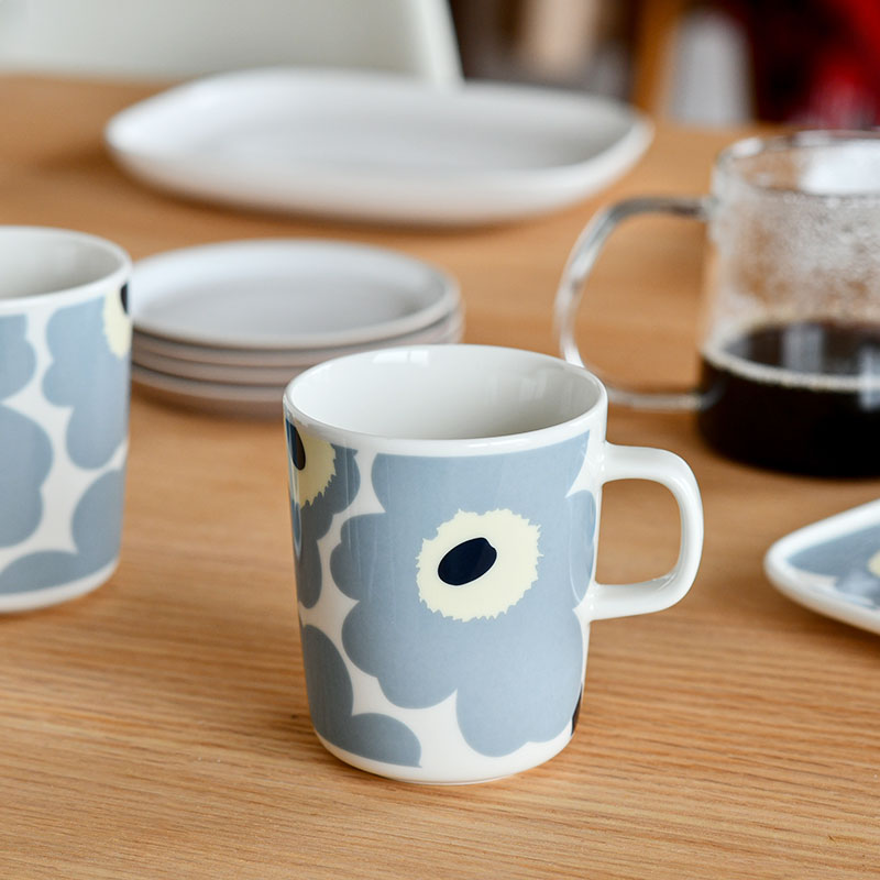 マリメッコ マグカップ 250ml ウニッコ ブルーグレー×クリーム 日本限定 marimekko UNIKKO ライトブルー おしゃれ かわいい くすみカラー ニュアンスカラー 人気