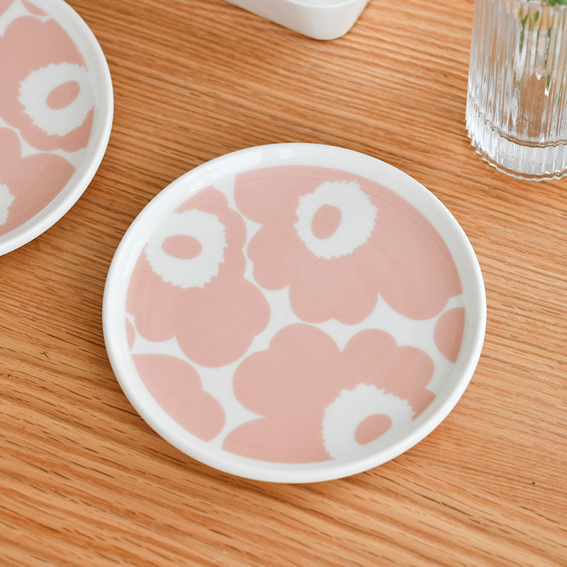 【セール20％OFF】 マリメッコ プレート 13.5cm ウニッコ ピーチ×ホワイト ピンク×ホワイト 日本限定 marimekko UNIKKO おしゃれ かわいい 大人気 コーラルピンク _ss12