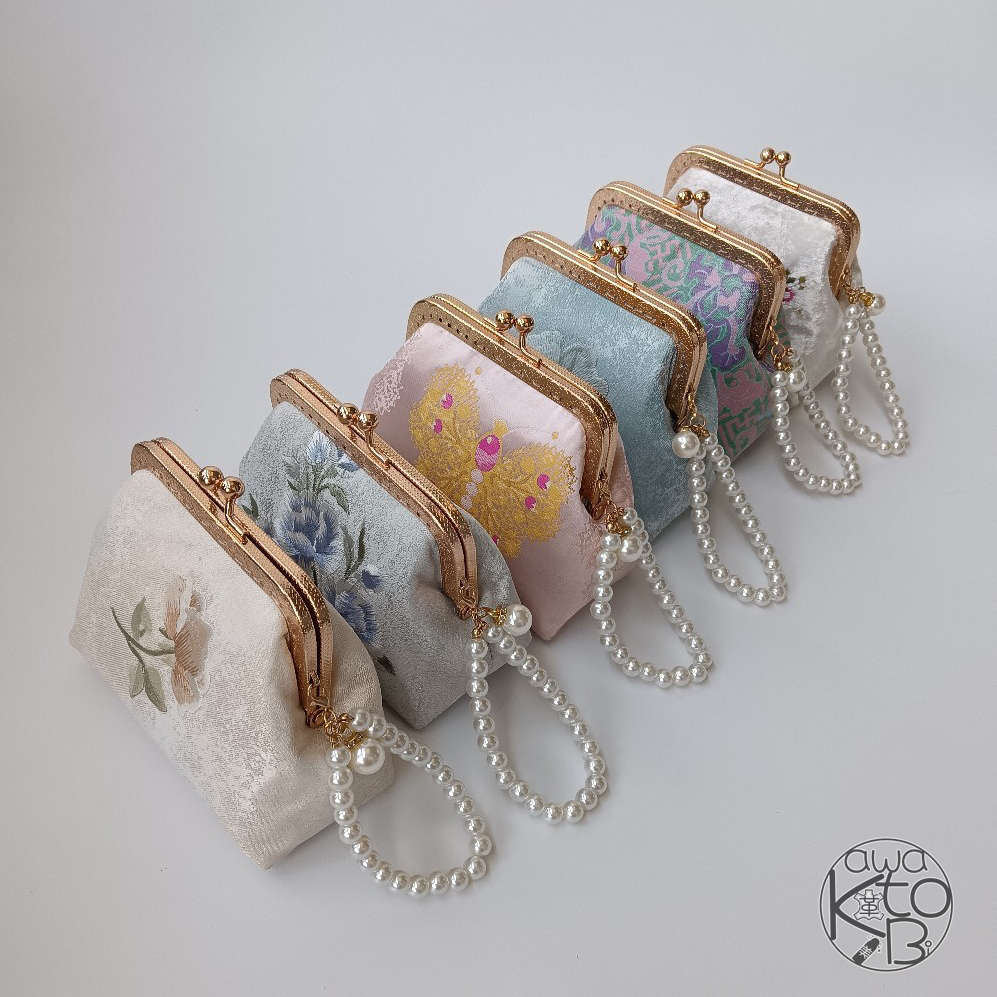 がま口ポーチレディース手刺繍入りミ...