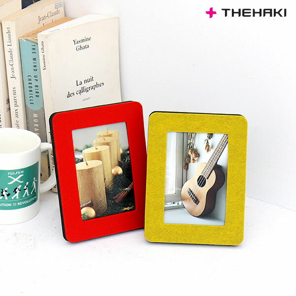 楽天Cee Cloud Shopフォトフレーム 2判 フェルト 写真立て 壁掛け 置き おしゃれ インテリア 北欧 飾り THEHAKI FELT SANDWICH PHOTO FRAME 3X5 掛け置き兼用 かわいい 横 縦 写真 フォト プレゼント シンプル 軽量 ナチュラル 両面テープでかける スタンド 旅行 思い出