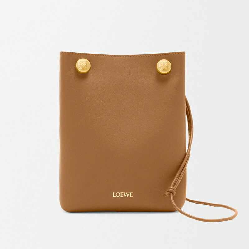 ロエベ LOEWE 2025春夏 レディース ぺブル ポーチ【オーク 】【送料無料】【正規品】