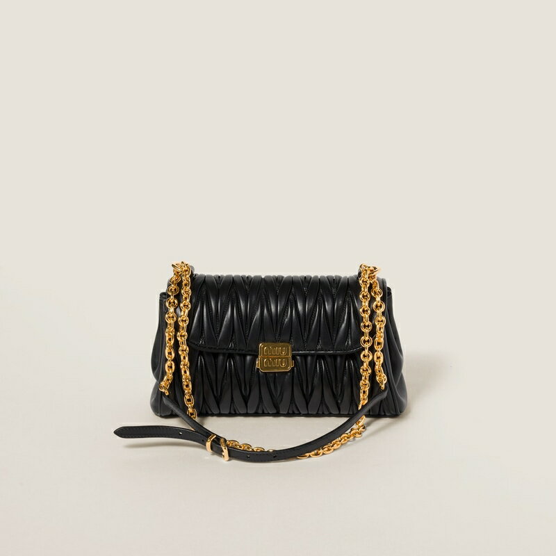 ミュウミュウ MIU MIU 2024/25秋冬 マテラッセレザー ショルダーバッグ【ブラック 】【送料無料】【正規品】のサムネイル