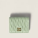 ミュウミュウ MIU MIU マテラッセレザー 折り財布5MV204_AFPP_F0934【パステルグリーン 】【送料無料】【正規品】
