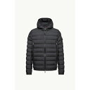 2025/26秋冬 MONCLER モンクレール メンズPIUMINO CORTO GALION CON CAPPUCCIOダウンジャケット【nero 】【送料無料】【正規品】