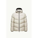 2025/26秋冬 MONCLER モンクレール メンズFOREZ SHORT DOWN JACKET WITH HOODダウンジャケット【Grigio Pietra 】【送料無料】【正規品】