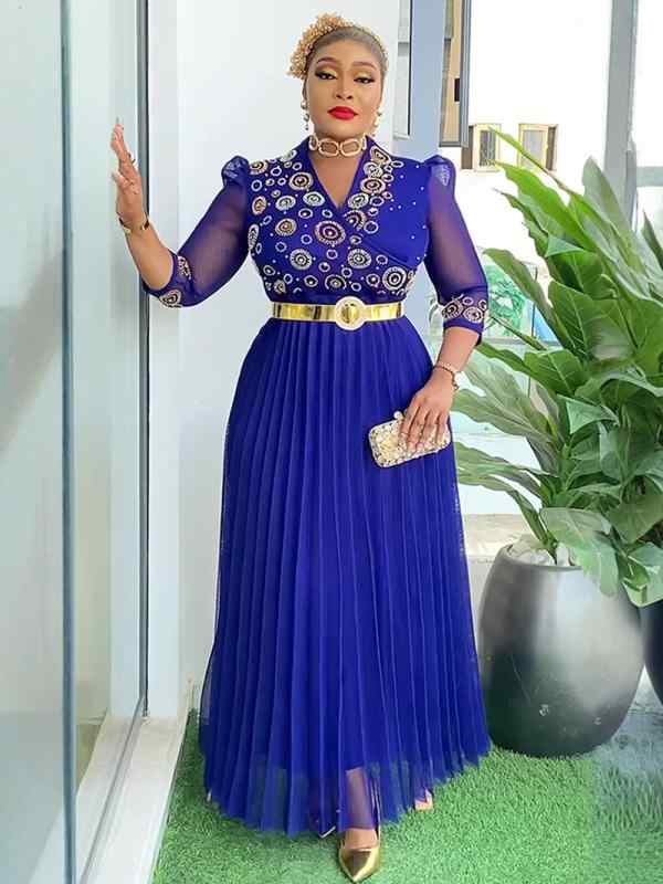 ・柄: 無地・加工: プリーツ・スタイル: Vネック・商品構成: 単品・着丈: ロング丈・スカートタイプ: プリーツスカート・ネックライン: Vネック・袖タイプ: 通常袖・袖丈: 七分袖・ウエスト: ゆったり・主な素材: ポリエステル・カラ...