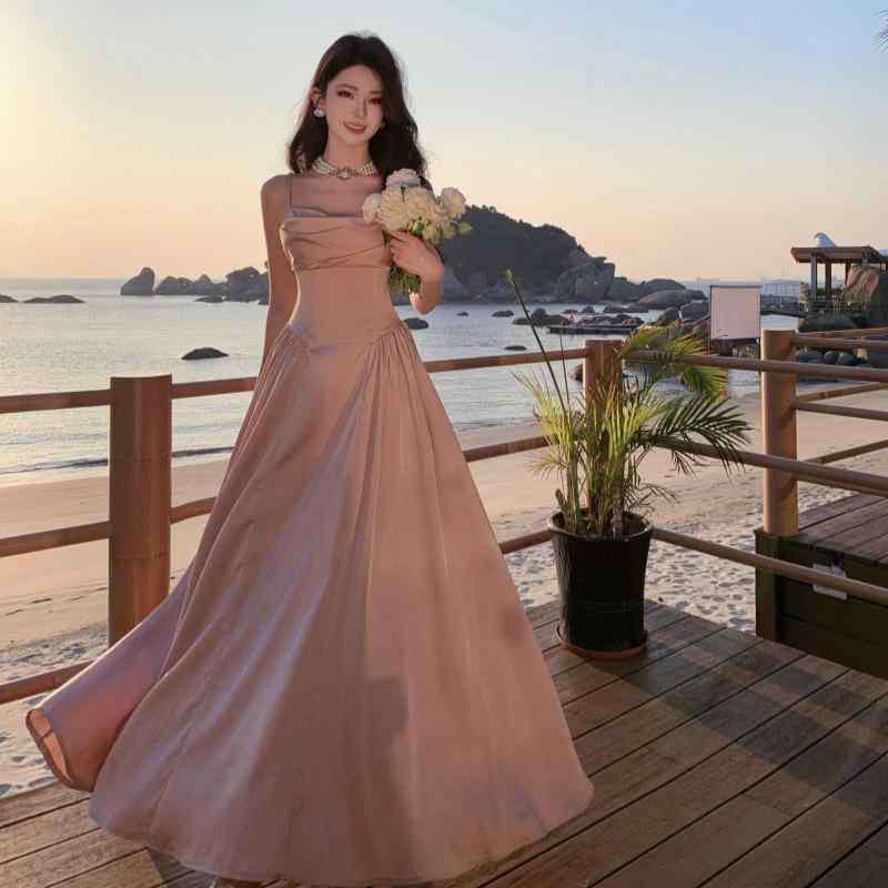 ドレス レディース キャミソールワンピース ロング丈 パーティー フォーマル フレンチスタイル 高級感 エレガント ウエストマーク 細見え フレア プリンセスライン 個性的