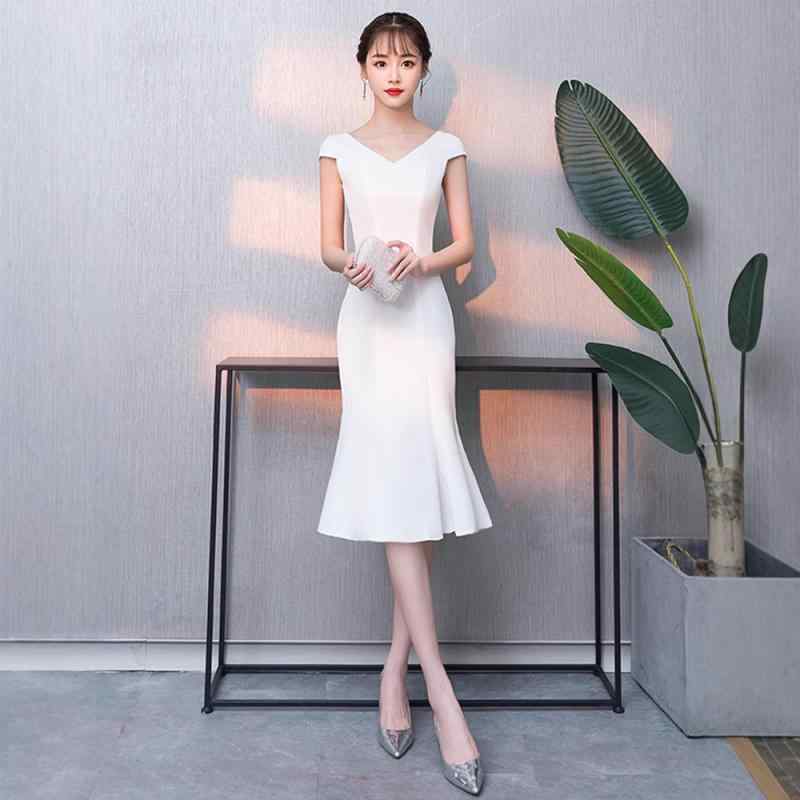 ワンピース レディース 女性用 パーティードレス 普段使い シンプル エレガント ホワイト 小柄向け 高級感 通勤用