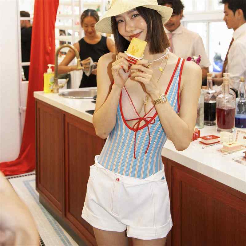 レディース ワンピース水着 スイムウェア ストライプ柄 リボン 個性的 体型カバー ...