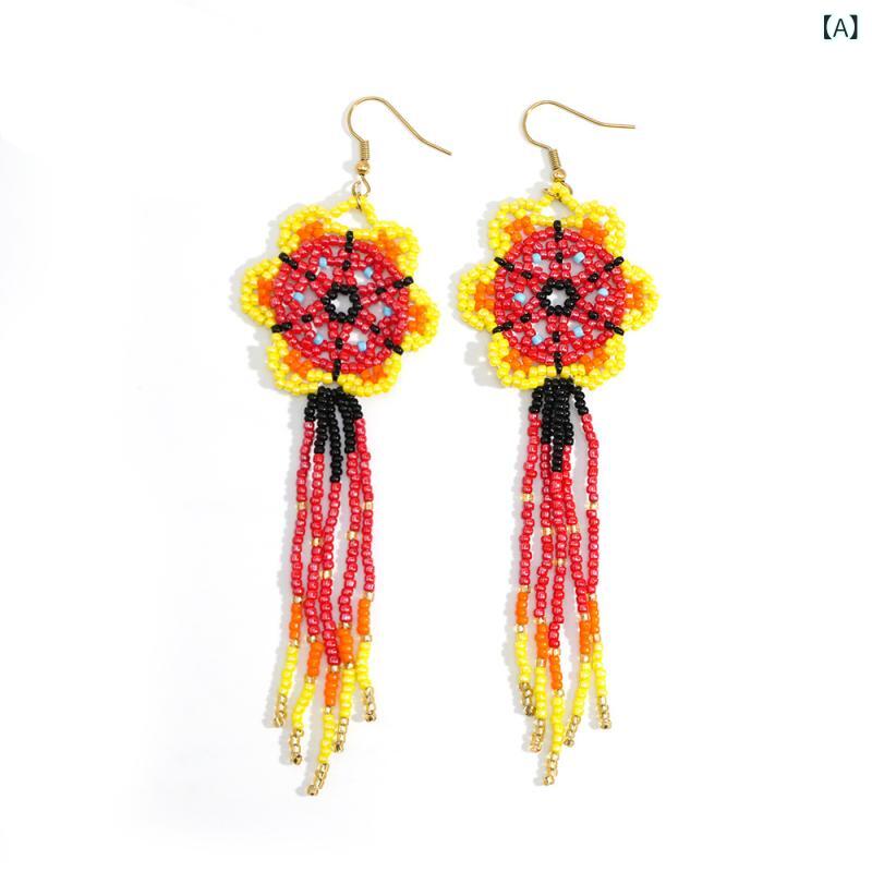 くらしのセロネのレディース ピアス イヤリング ジルコニア ビーズ フラワー 花 編み込み 大ぶり ロング 揺れる レトロ アンティーク調 上品 高見え 大人可愛い きれいめ パーティー 結婚式 二次会 華やか 存在感 アクセサリー ジュエリー 耳飾り｜アングル2