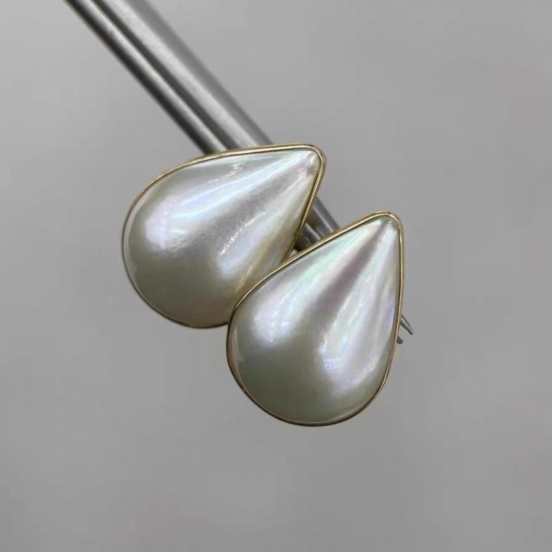 イヤリング ピアス 真珠 925シルバー 海水真珠 白真珠 水滴型 ピンク 普段使い 軽量 気質