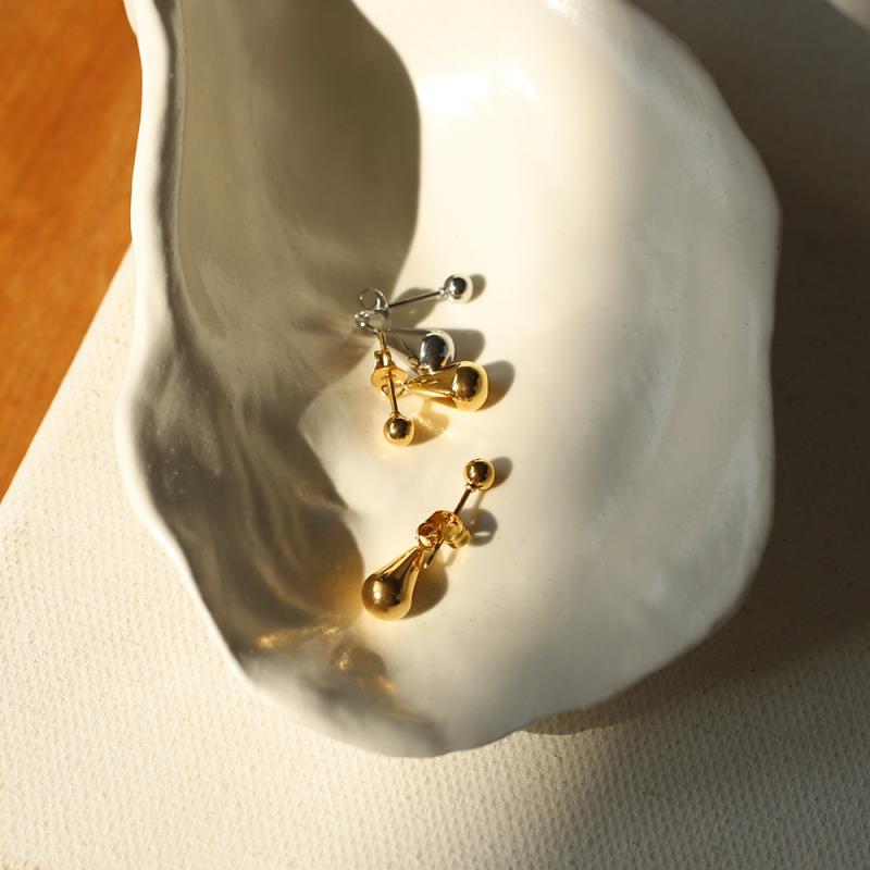 ピアス ユニセックス 水滴型 丸珠 メタル シルバー チタンスチール ゴールドメッキ シンプル クール 普段使い イヤースタッド