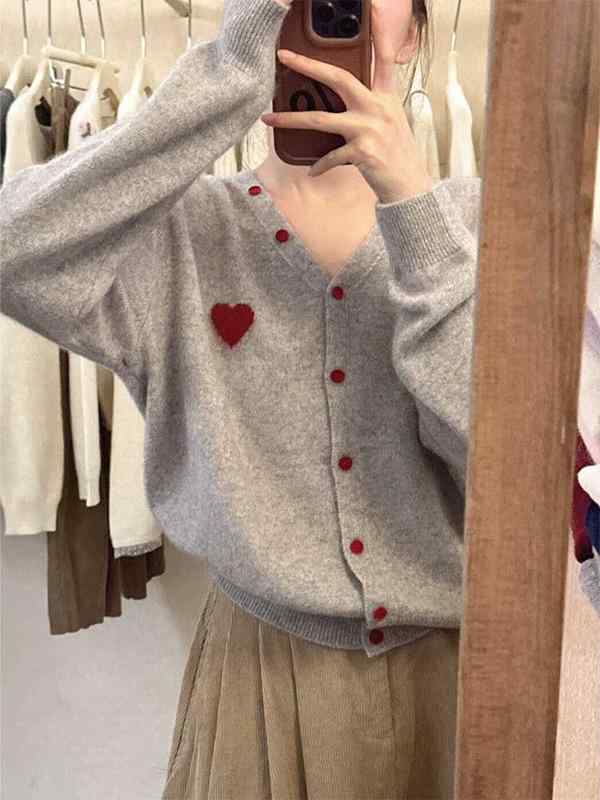 Shirts - レディース カーディガン ニット 長袖 Vネック 刺繍 ハート柄 ショート丈 トップス 低身長向け 上品 大人可愛い カジュアル グレー 春 秋
