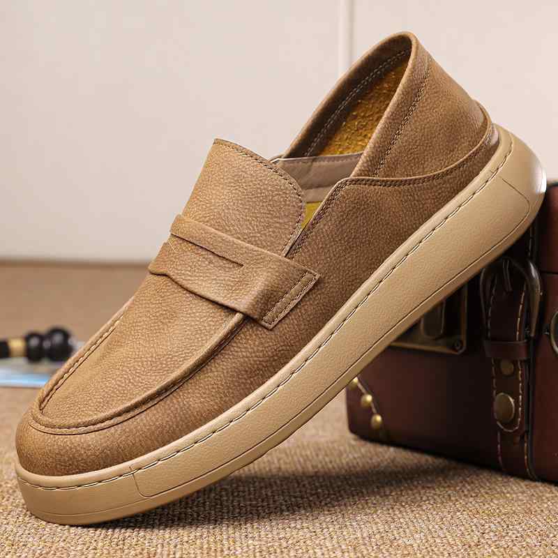 ローファー メンズ ブローグ 軽量 通気性 柔らかい底 カジュアル シューズ スリッポン 普段使い