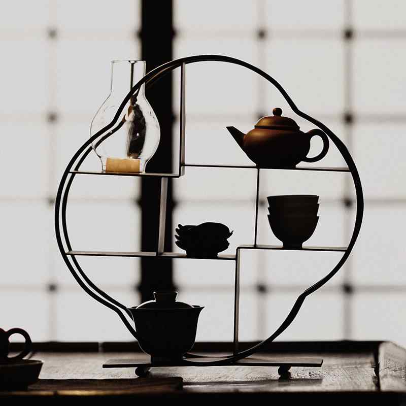 飾り棚 茶器棚 収納ラック アイアン製 和モダン 中華風 卓上 急須 カップ 湯呑み 茶器 収納 ディスプレイ 置物 インテリア雑貨 モデルルーム 展示用 店舗什器 シノワズリ アンティーク風 上品 高見え きれいめ