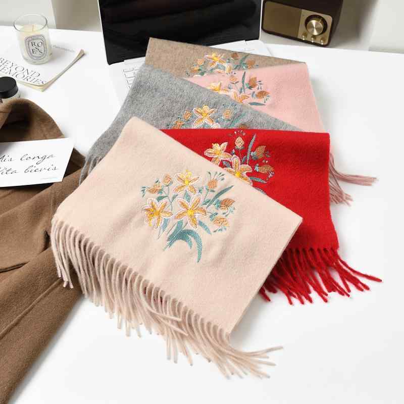 ショール チャイナドレス レディース 秋冬 暖か 刺繍 羊毛 高級感 切り替え デザイン 軽量 吸湿速乾 綿 混 ブラック ピンク系 通勤 部屋着 アウトドア