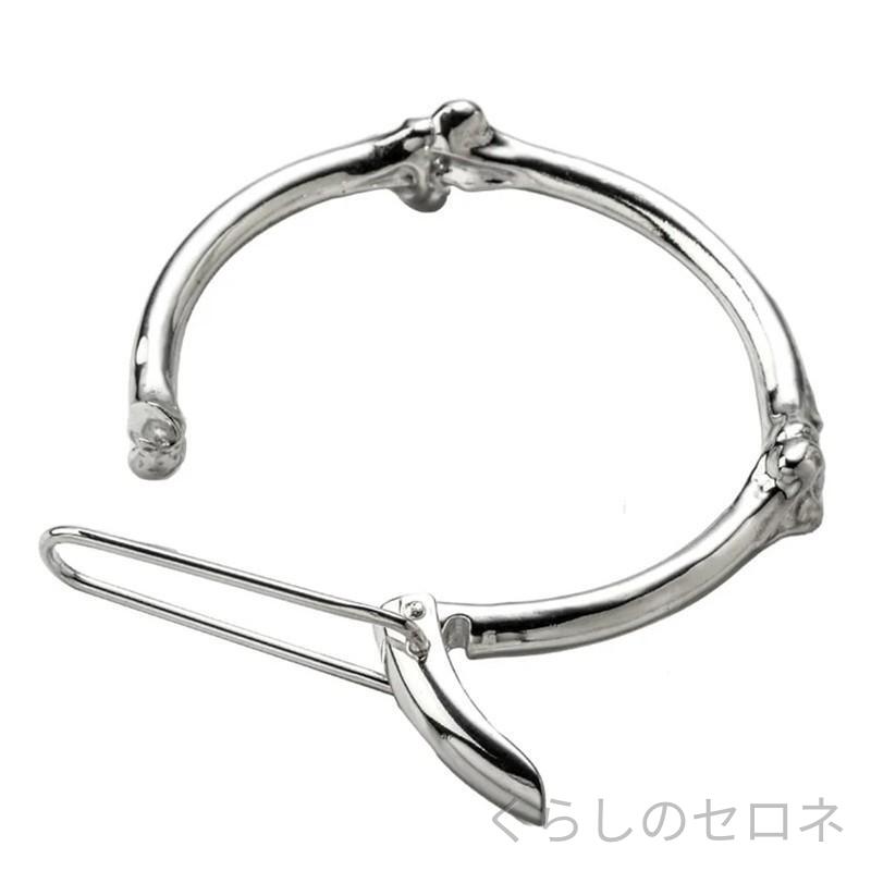・素材: 銀メッキ・加工: 彫刻・色: シルバー・モチーフ: 骨