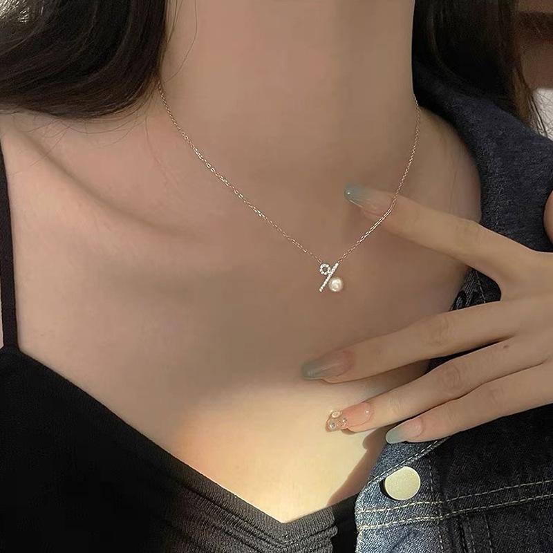 ネックレス レディース 純銀 淡水パール 高級感 鎖骨チェーン ユニーク デザイン アクセサリー シンプ..