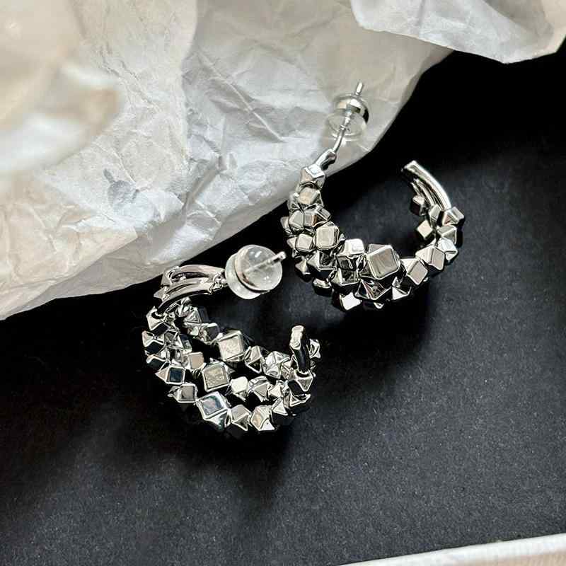 ピアス イヤリング 耳飾り レディース 純銀 銀欠片 独特絶美 軽奢 高級感 気質大気 波光粼粼 デザイン