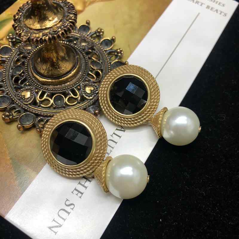 レディース ピアス レトロ 香港風 パール ドロップ 黒宝石 アンティークゴールド スタッド 繊細 エレガ..