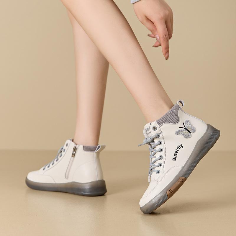 ショートブーツ レディース 秋冬 暖かフリース 柔らかいソール ミドルカット アンクル丈 女性用 日常履き 快適 クッション性 高めデザイン デイリーシューズ 通勤 散歩 軽やか 暖足 ママ向け 歩きやすい 防寒 ソフト インソール 裏毛 厚底なし シン